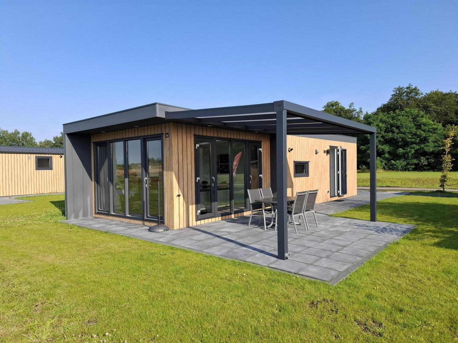Recreatiepark De Tien Heugten Schoonloo Exterior photo